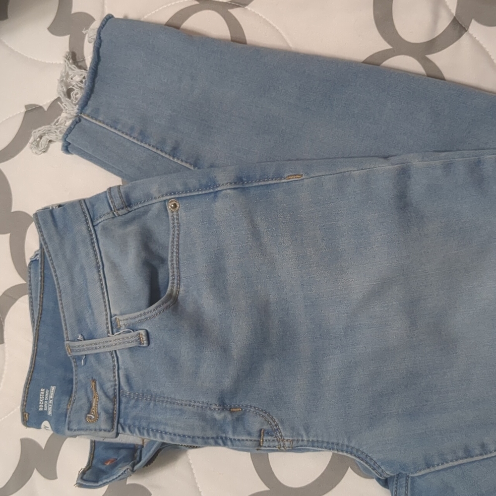 Old Navy Rockstar super Skinny jeans